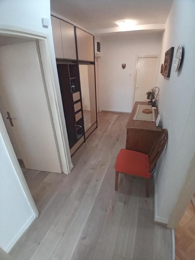 Apartment Doris Primošten Eksteriør bilde