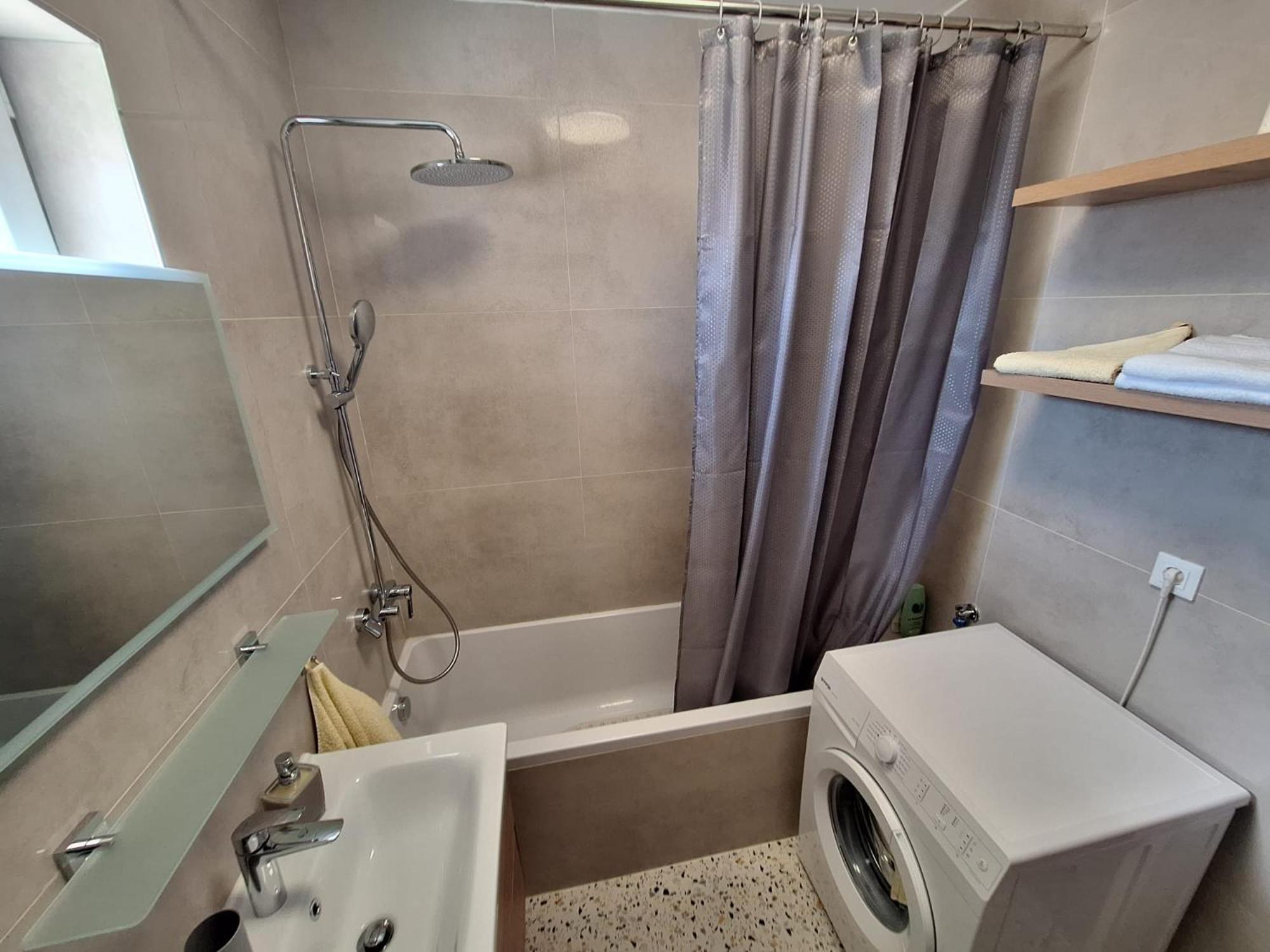 Apartment Doris Primošten Eksteriør bilde