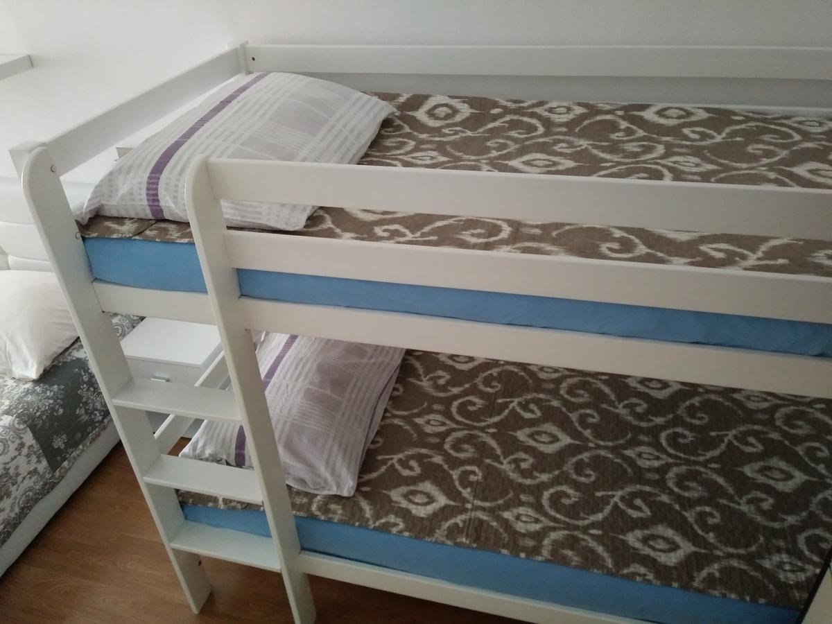 Apartment Doris Primošten Eksteriør bilde